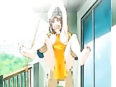 Eine enthusiastische Anime-Frau wird von einer vollbusigen Frau grob genommen.